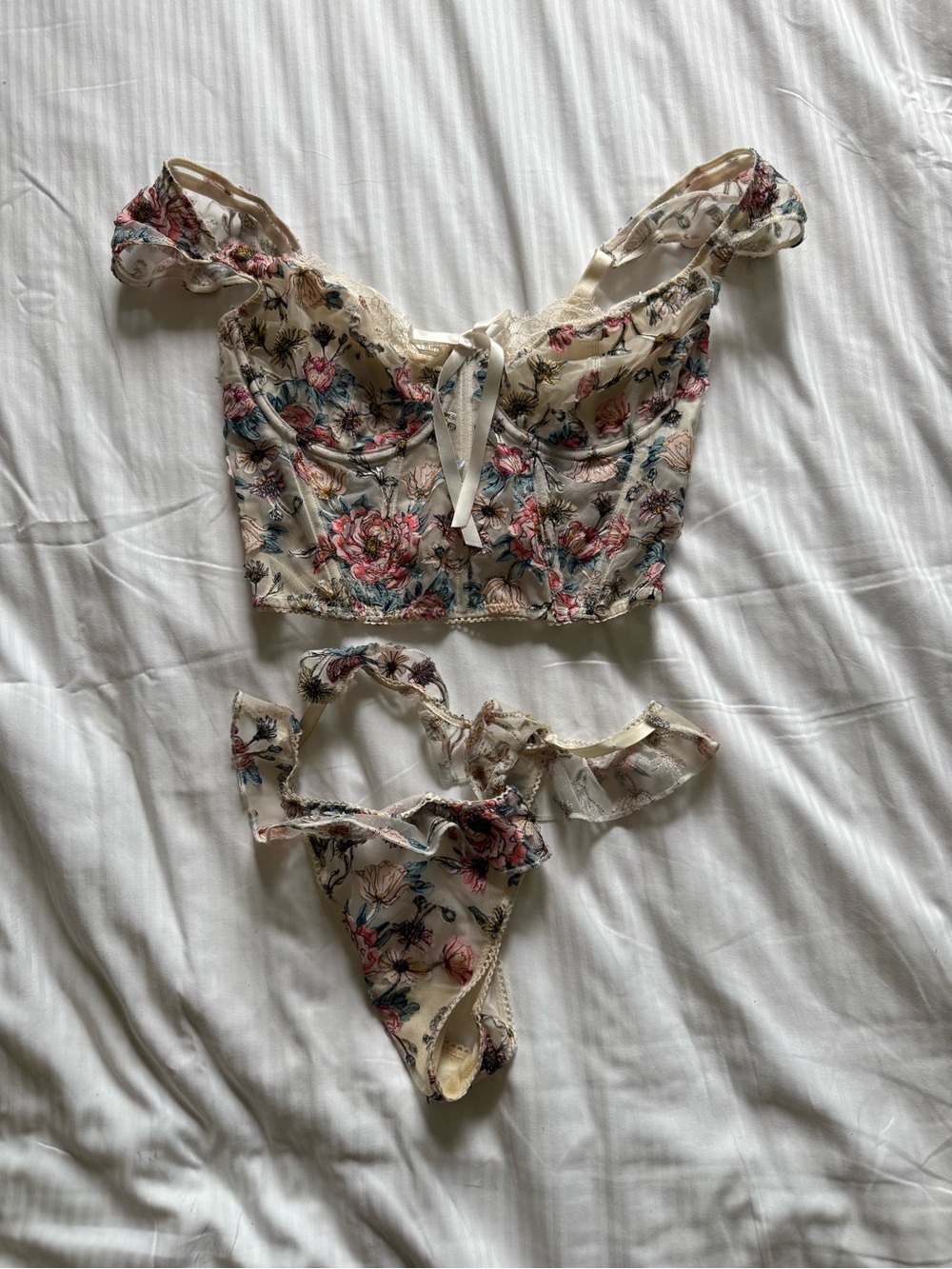 Victoria's Secret Cream Floral Lace-Trim Camisole Set